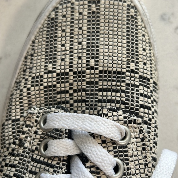 VANS ultracush shoes size 8.5 - Picture 2 of 5